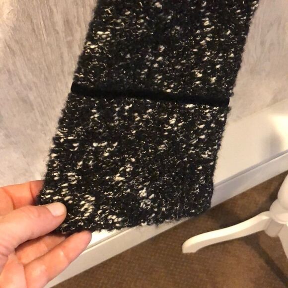 Classiques Entier Cropped Velvet Trim Blazer - Picture 5 of 8